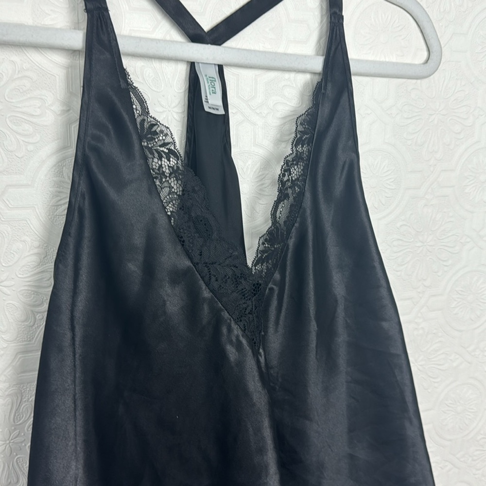 Flora Nikrooz Satin Silky Tank Top Lingerie Secy‎ Lacey Lace Black Pjs Pajamas - Picture 2 of 5